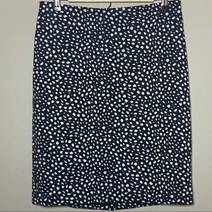 Talbots Petites Pencil Skirt Size 6P Black White Dots Rear Slit Lined Office